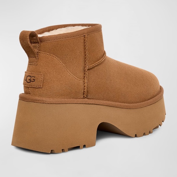 Ugg New Heights Mini Cozy Suede Boots NWT - Picture 3 of 8